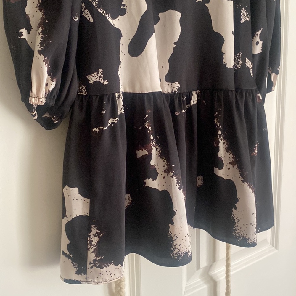 Alexis x Target Ruffle Mini Dress Size S Abstract Print Black & Tan Rope Belt - Picture 7 of 12